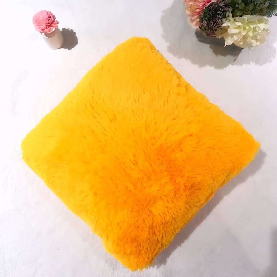 Cojines decorativos peludos con relleno